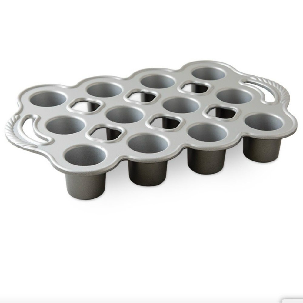 Nordic Ware Petite Popover Pan Cast Aluminum Excellent condition